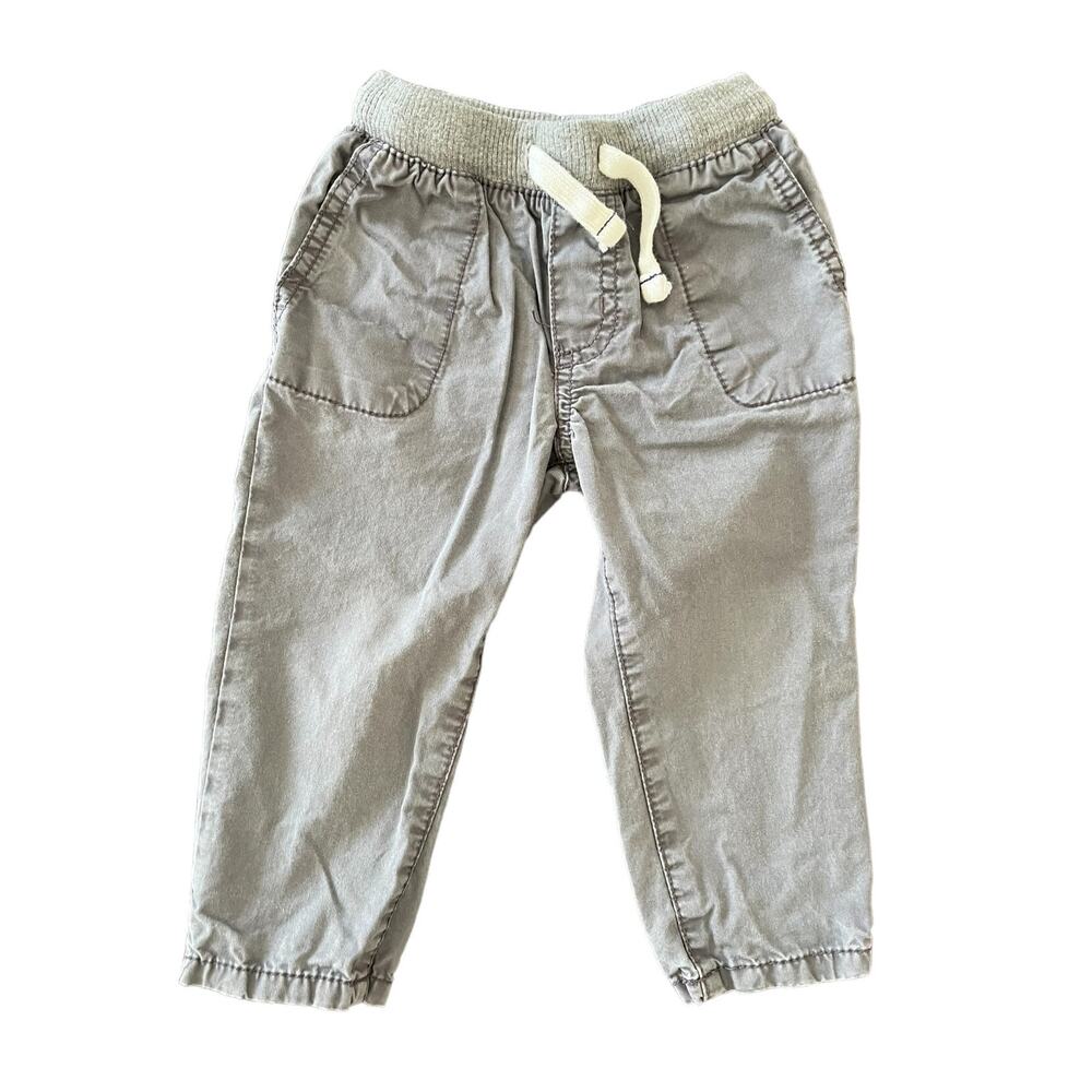 Carter's VGUC Pull In Gray Pants. 18 Months.